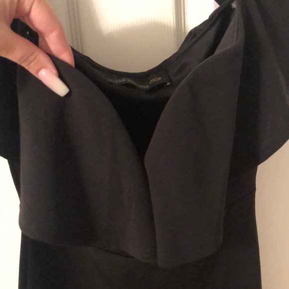 Beautiful Black Dress - Picture 2 of 3